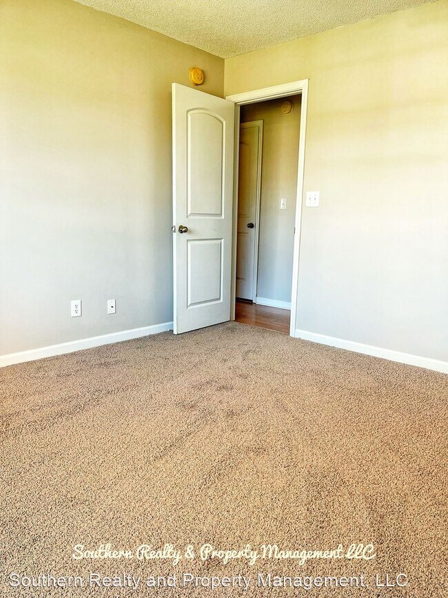 Building Photo - 3 br, 2 bath House - 151 Barnes Court