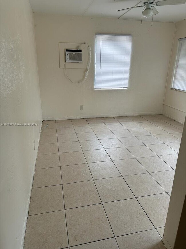 Foto del edificio - 756 NW 5th St
