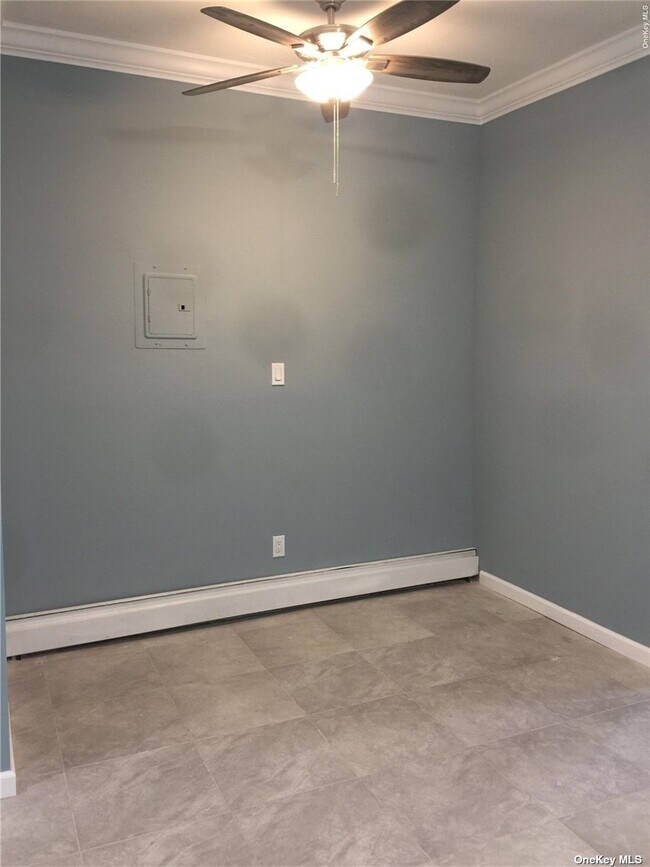 Foto del edificio - 896 New Lots Ave