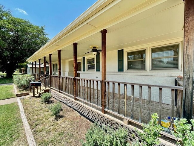 Foto del edificio - 4816 15th St