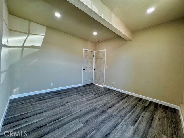 Foto del edificio - 851 Woodcrest Ave