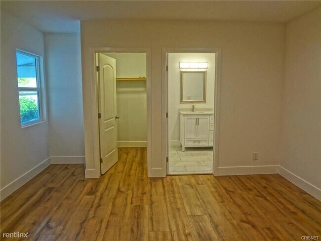 Foto del edificio - 3 br, 2 bath House - 6920 Corbin Ave