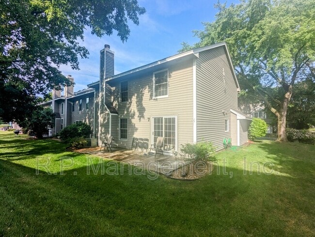 Foto del edificio - 8097 Curtis Ln
