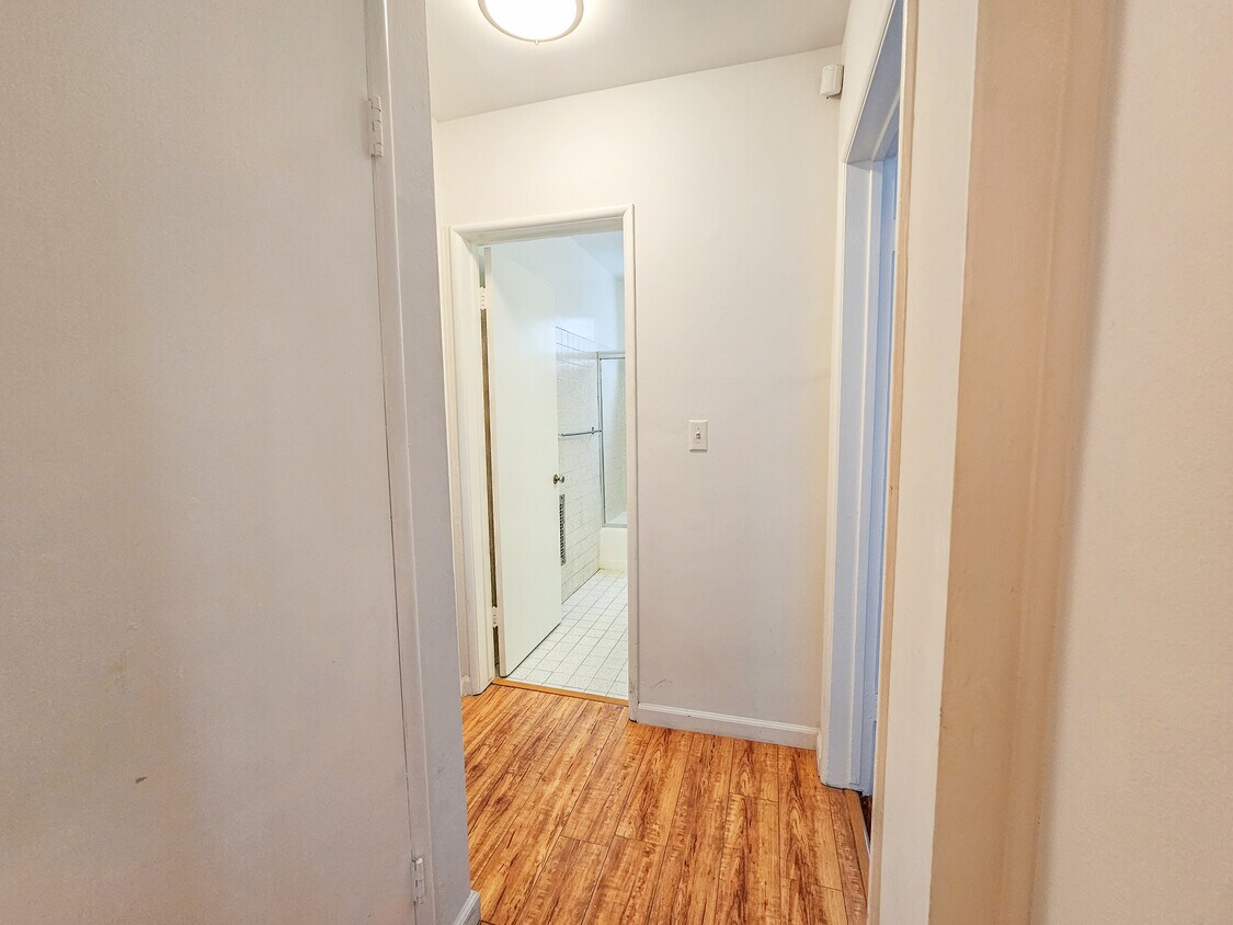 361 S Elm Drive Apartments in Beverly Hills, CA Westside Rentals