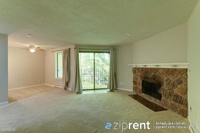 Foto del edificio - 2 br, 1 bath Condo - 12700 NE 116th, Kirkl...