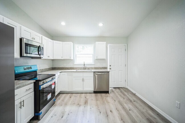 Foto del edificio - 1742 Magnolia St