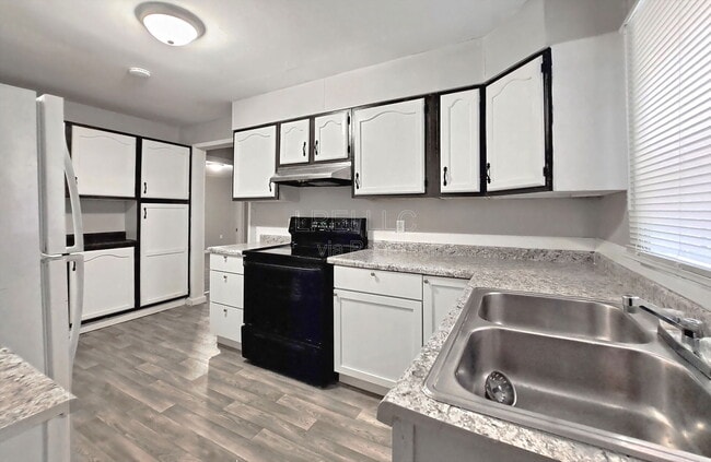 Foto del edificio - 501 Carter Ave