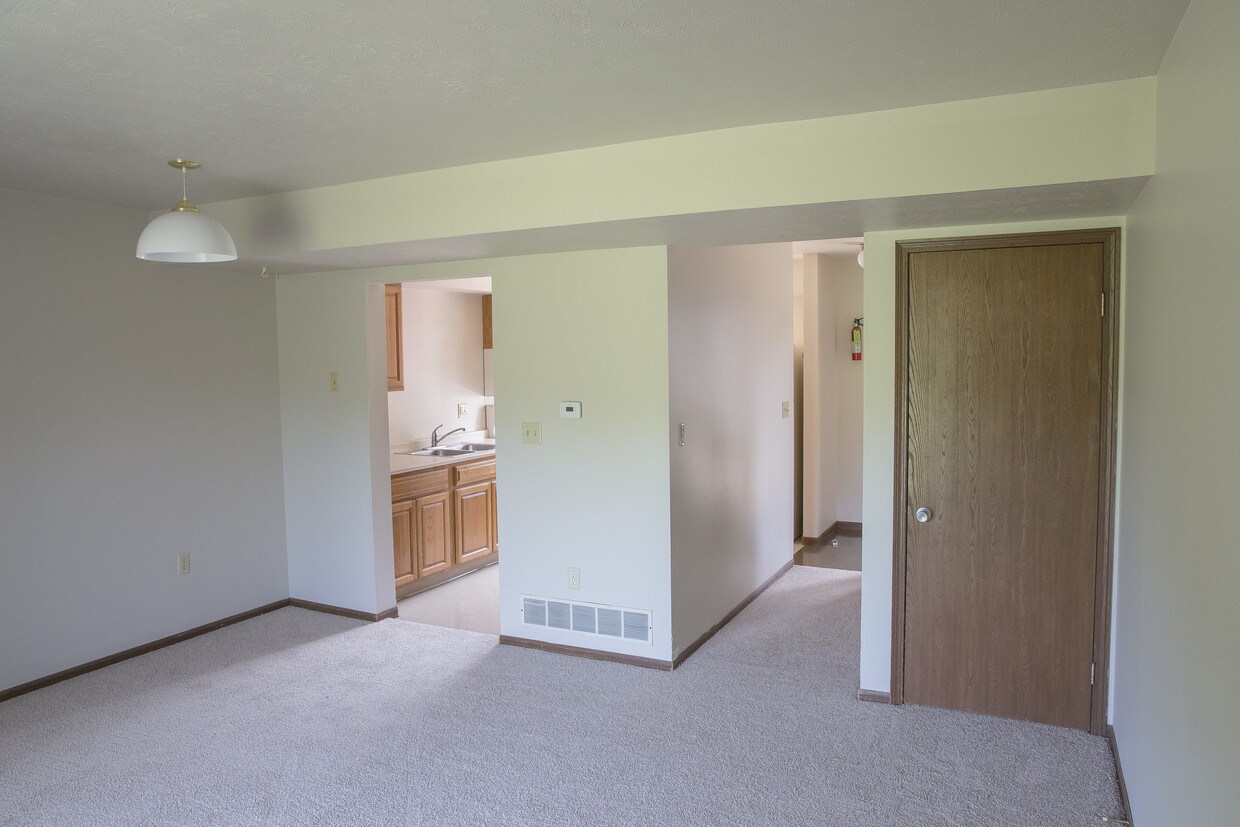 Foto principal - 3147 Hemlock Ct