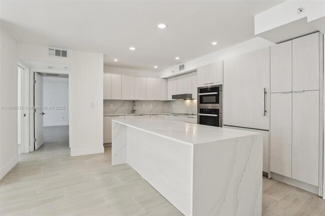 Photo - 9 Island Ave Apartment