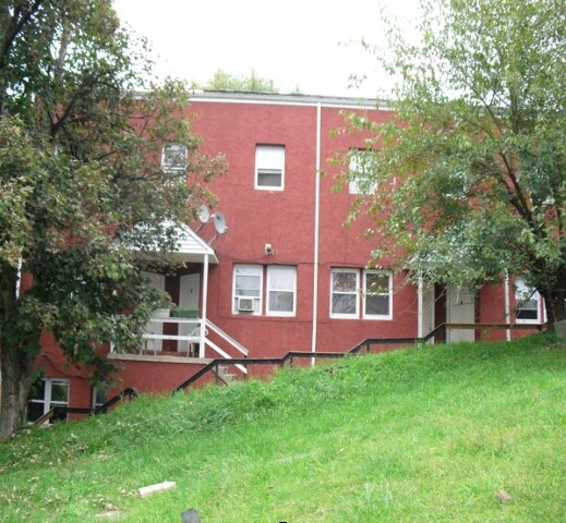 Primary Photo - 1102 E 4th St