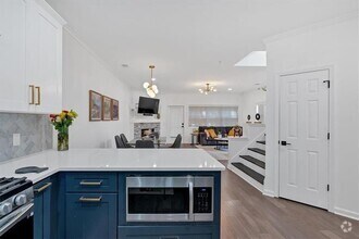 Building Photo - 1543 Springleaf Cove SE
