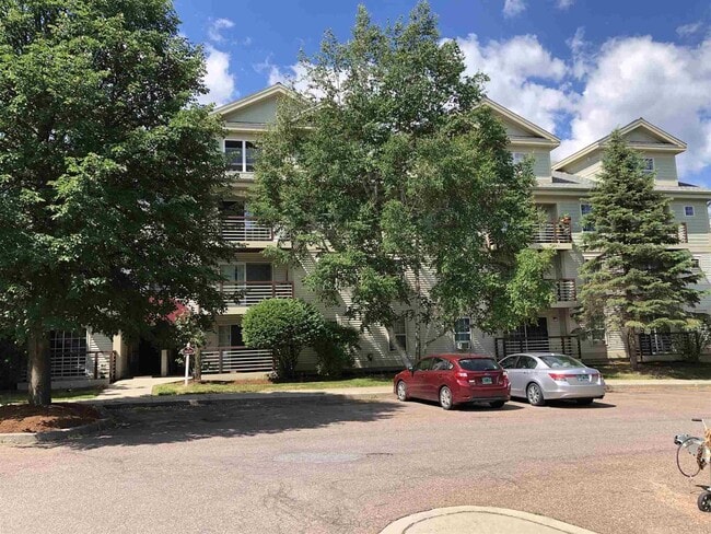 Outside - 340 Hildred Dr Apartment