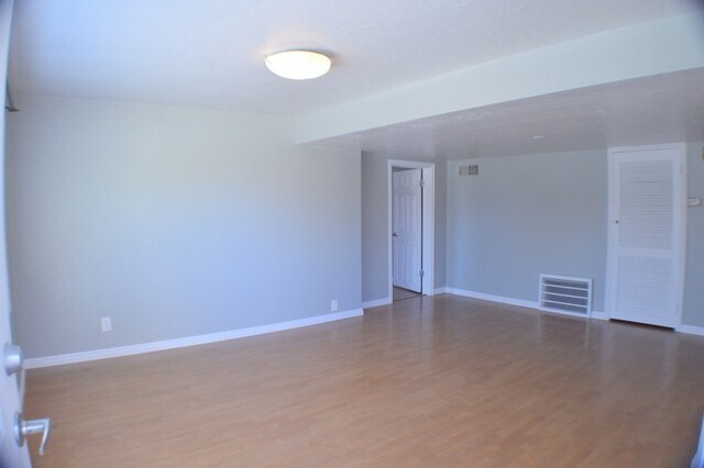 Foto del edificio - 383 E 9th Ave
