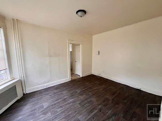 Building Photo - Cedar St,Yonkers
