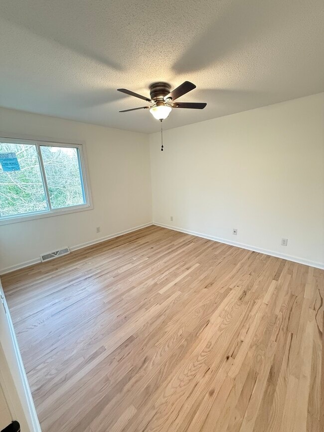 Foto del edificio - Contemporary 3-Bed House in Fort Mill SC
