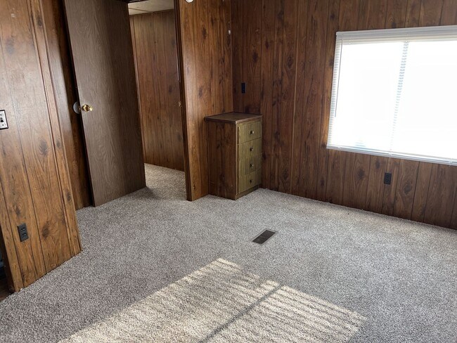 Foto del edificio - Country living at its BEST ! 2 bedroom 1 1...