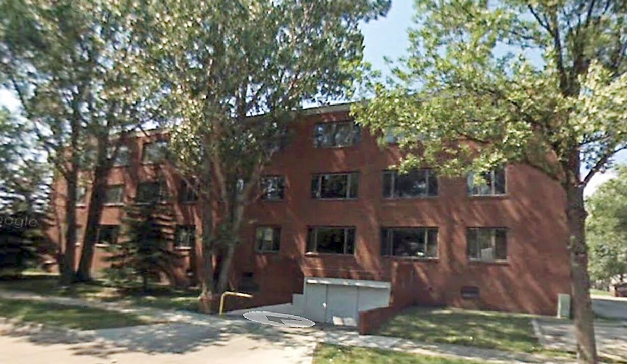 Primary Photo - MEDCO 3504 11th Avenue N. #3, 7 &amp; 21