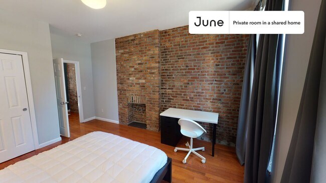 Building Photo - Private bedroom in 2 bed/1 bath Home