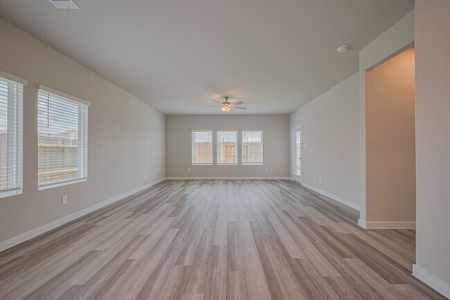 Foto del edificio - 18818 Frost Ridge Dr