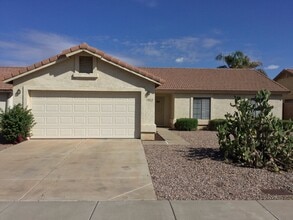 Building Photo - 1302 E Princeton Ave