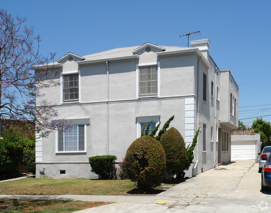 Building Photo - 6085 Pickford Pl
