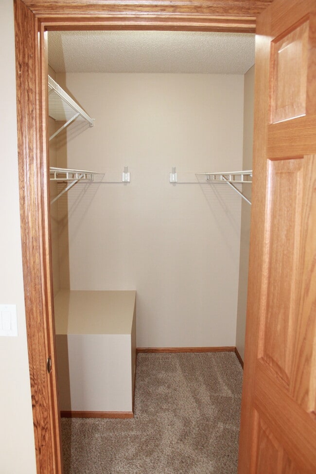 8540 S Pond Trail, Champlin, MN 55316 Townhome Rentals in Champlin MN