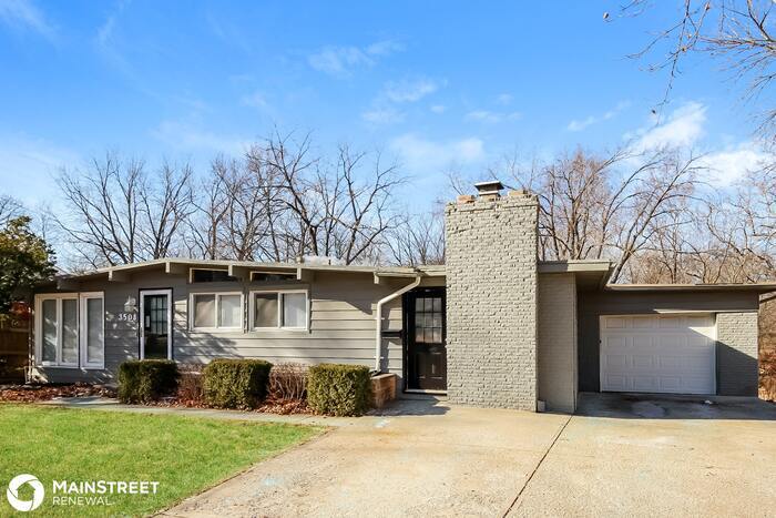 Primary Photo - 3508 HARVARD AVENUE, INDEPENDENCE, MO 64052