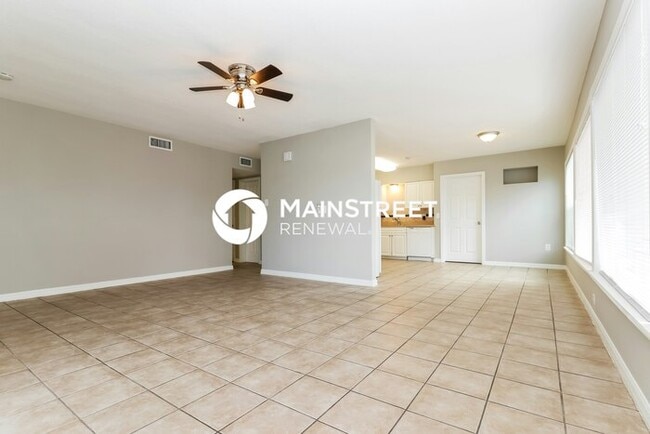 Building Photo - 2 Bedroom Pet-Friendly Home in Fort Myers,...