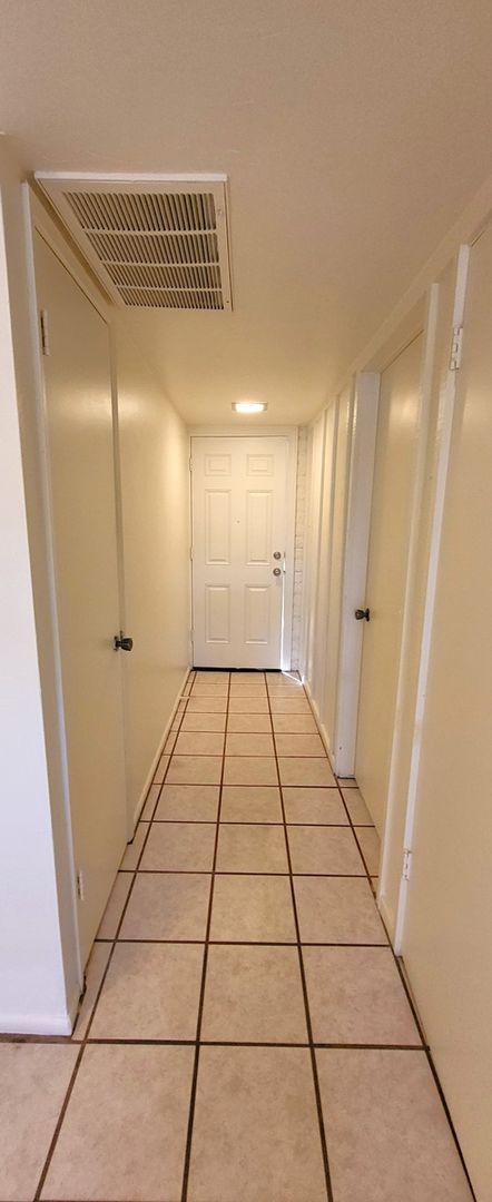 Foto del edificio - 3056 N 32nd St