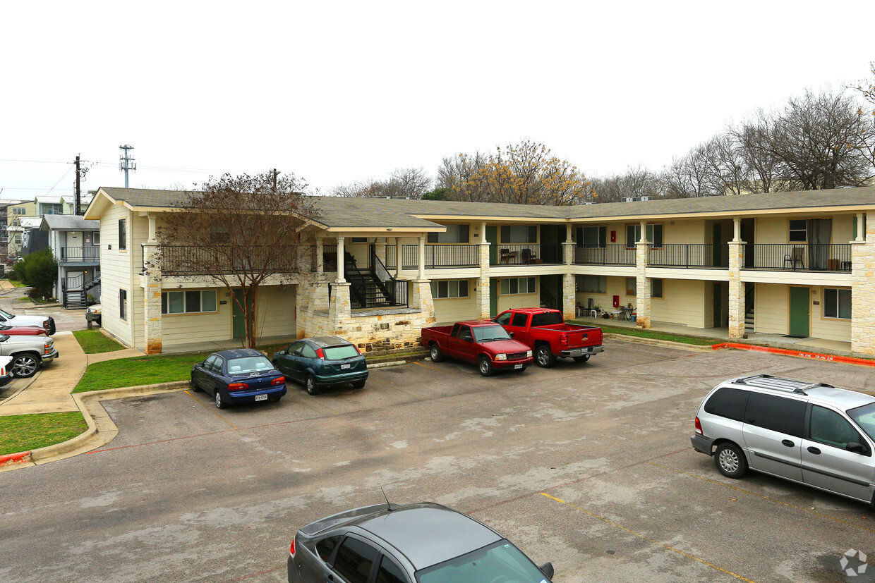Primary Photo - Cornerstone Apartments