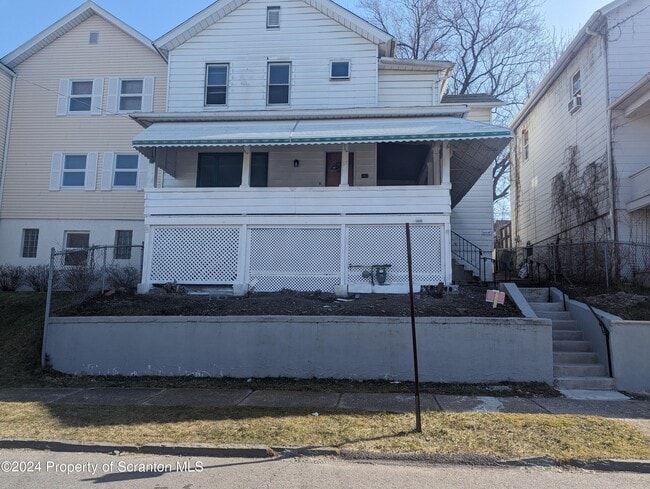 Building Photo - 317 S Irving Ave