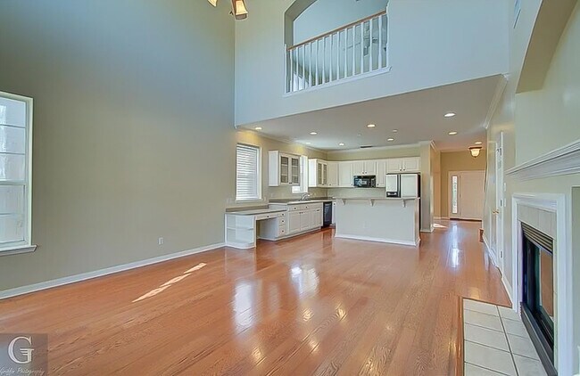 Foto del edificio - 110 Diana Dr