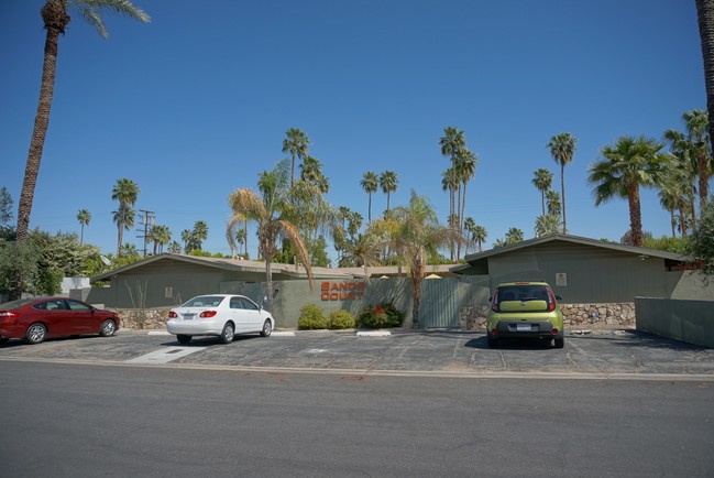 Building Photo - 622 S Warm Sands Dr