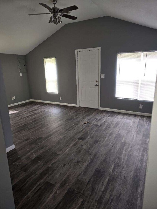 Foto del edificio - 4914 W Burns Ave