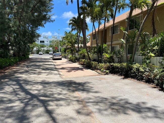 Building Photo - 701 S Ocean Blvd