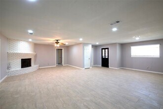 1011 Twinbrooke Dr