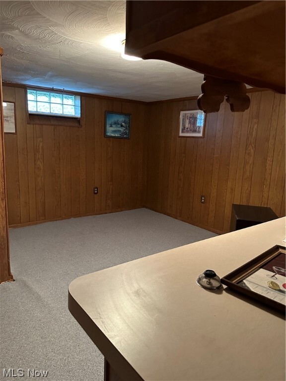 Foto del edificio - 6833 E Pleasant Valley Rd