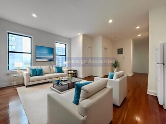 Building Photo - 935 St Nicholas Ave