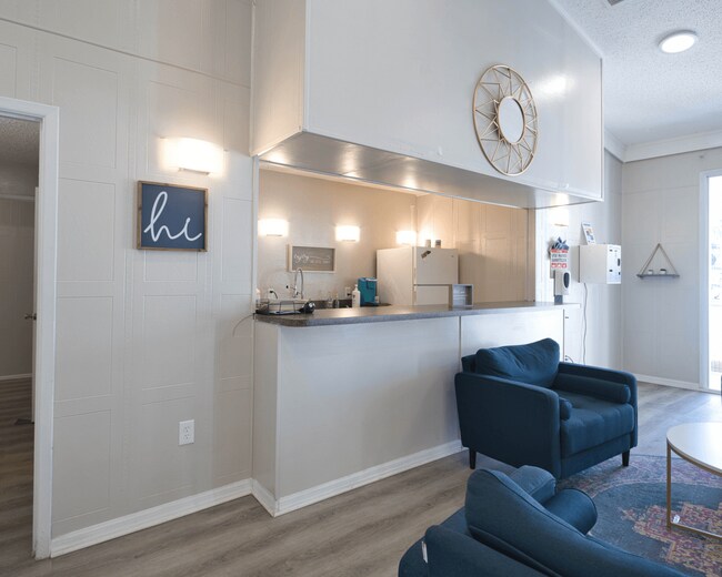 Cross Creek Apartments 1441 Manotak Ave Jacksonville, FL Apartments