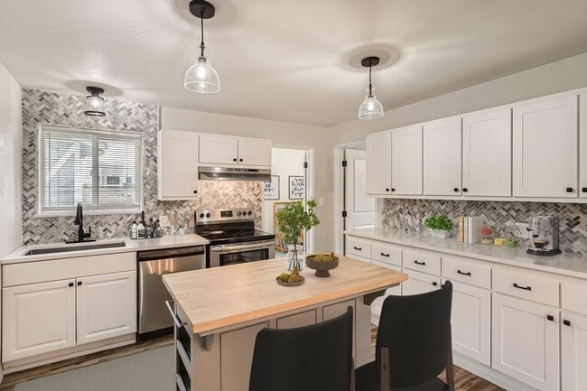 Interior Photo - Murray Road Apartments