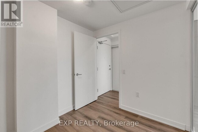 Building Photo - 7437 Kingston Rd