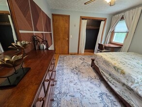 Building Photo - 880 Marshall Rd