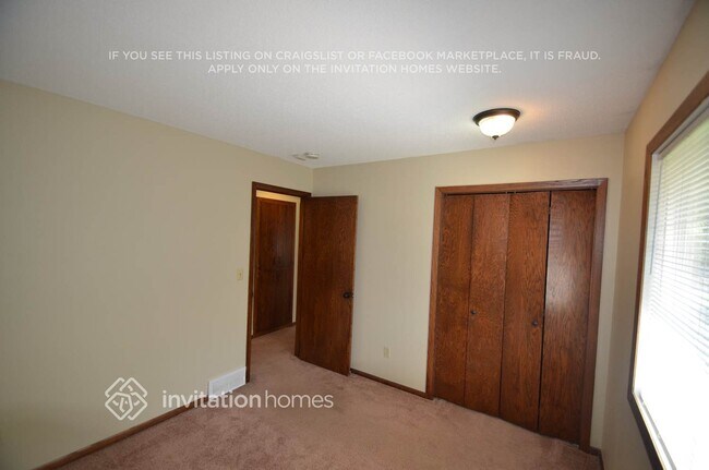 Foto del edificio - 2601 E 121st St