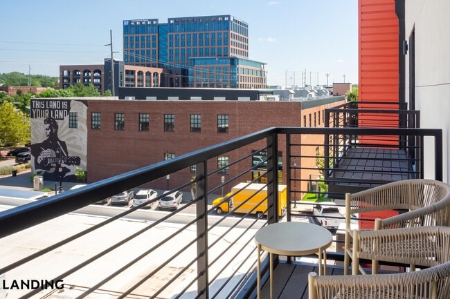 Building Photo - 110 N Boston Ave