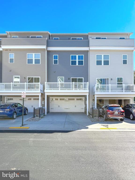 Building Photo - 46271 Mount Kellogg Ter