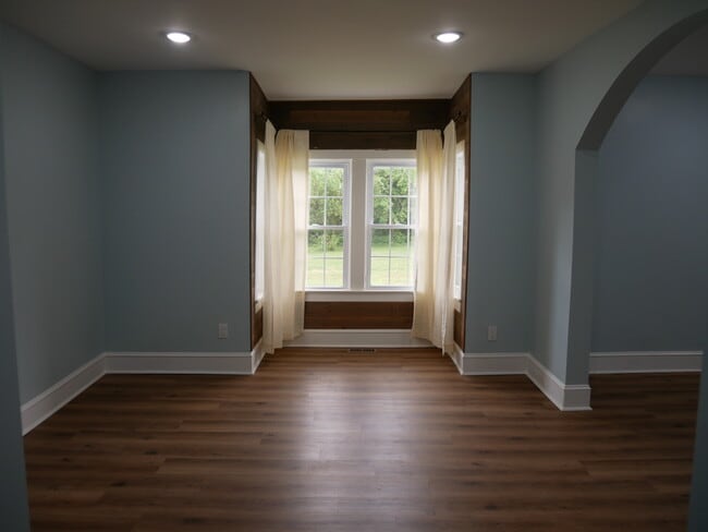 Foto del edificio - 208 Vineyard Rd