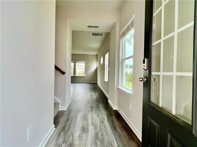 Foto del edificio - 4249 Tin Hare Ln