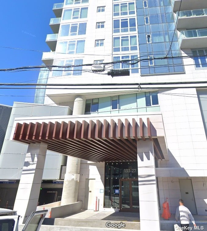 Foto principal - 133-27 39th Ave