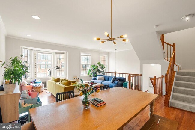 Foto del edificio - 12922 Starters Ln