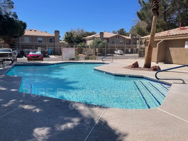 Foto del edificio - 2832 Mill Point Dr